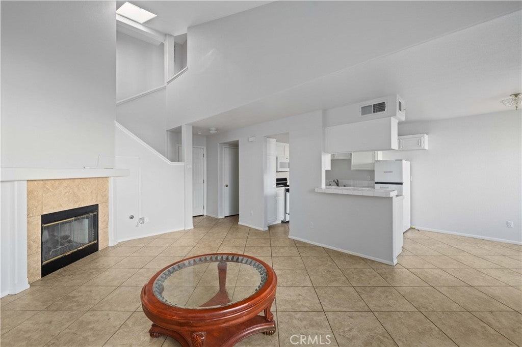 39237 10th St W - Photo 5 of 19