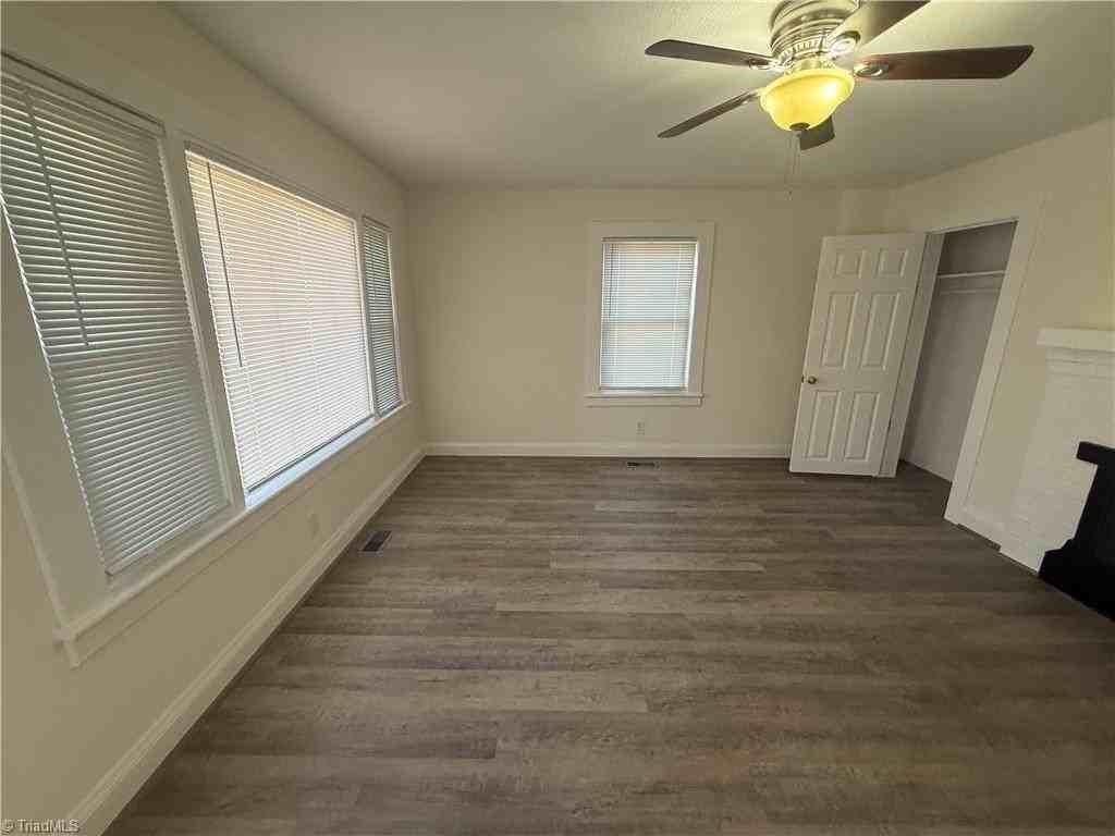 605 Nichols St - Photo 6 of 23