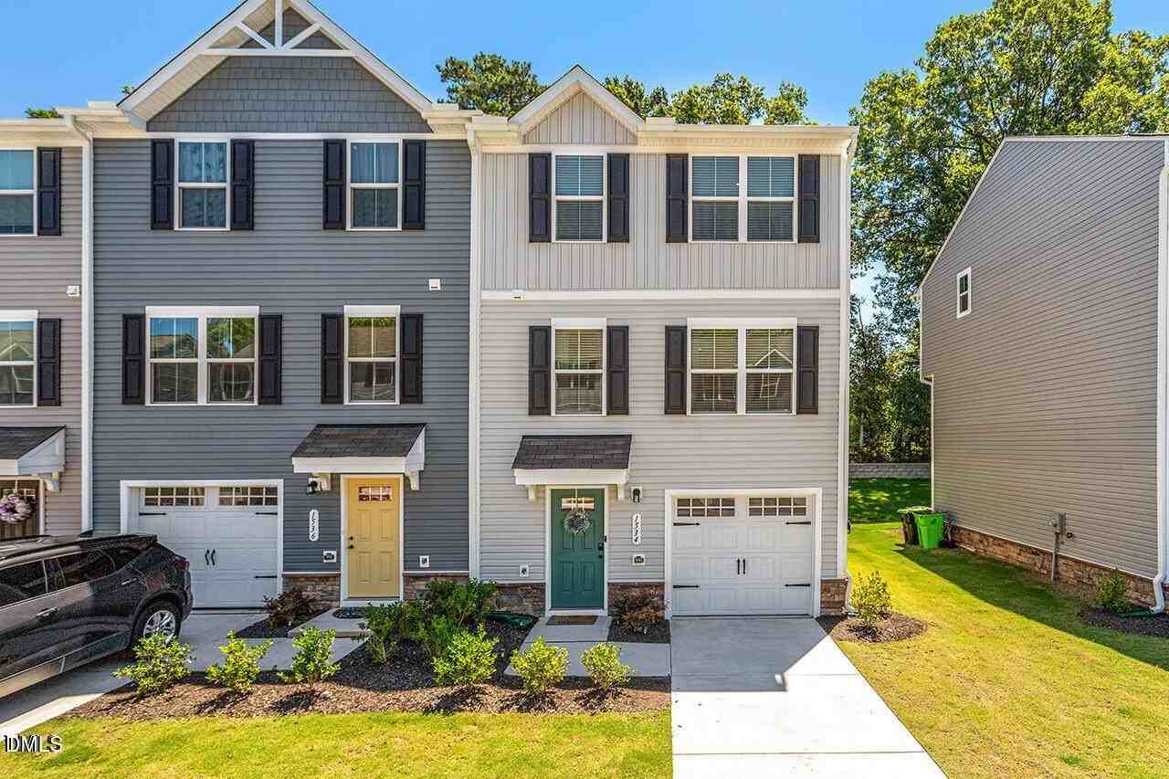 1534 Indigo Creek Dr - Photo 2 of 17