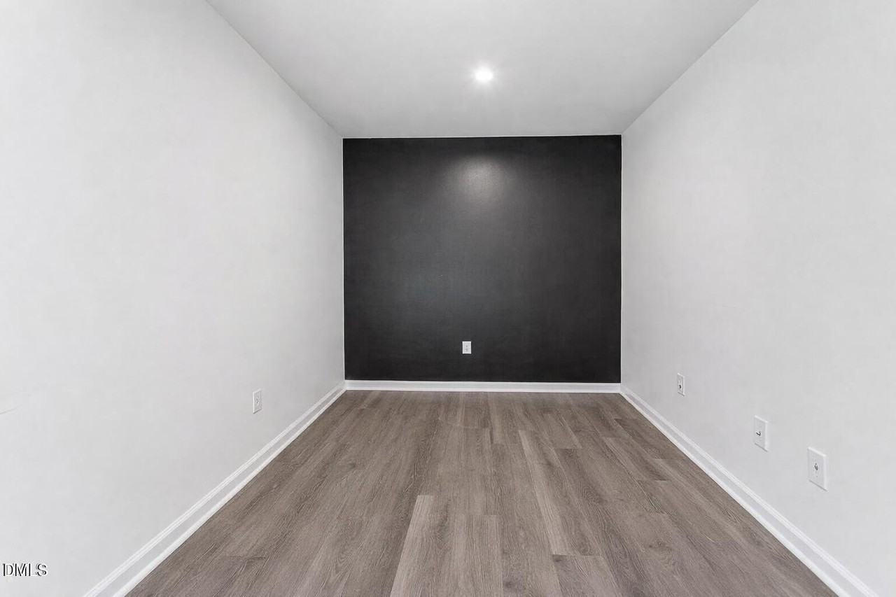 1534 Indigo Creek Dr - Photo 4 of 17