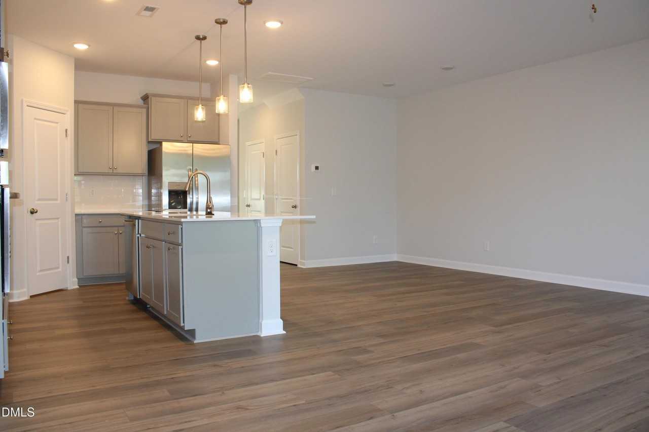 3851 Well Fleet Dr - Photo 7 of 29