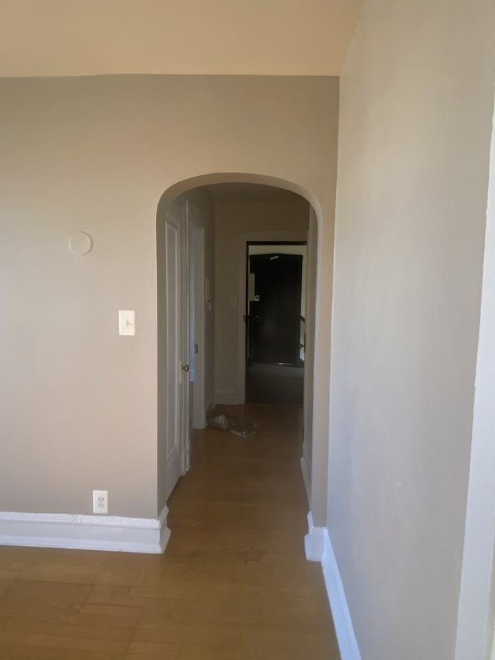 6364 North Hermitage Avenue #6370-2 - Photo 3 of 10