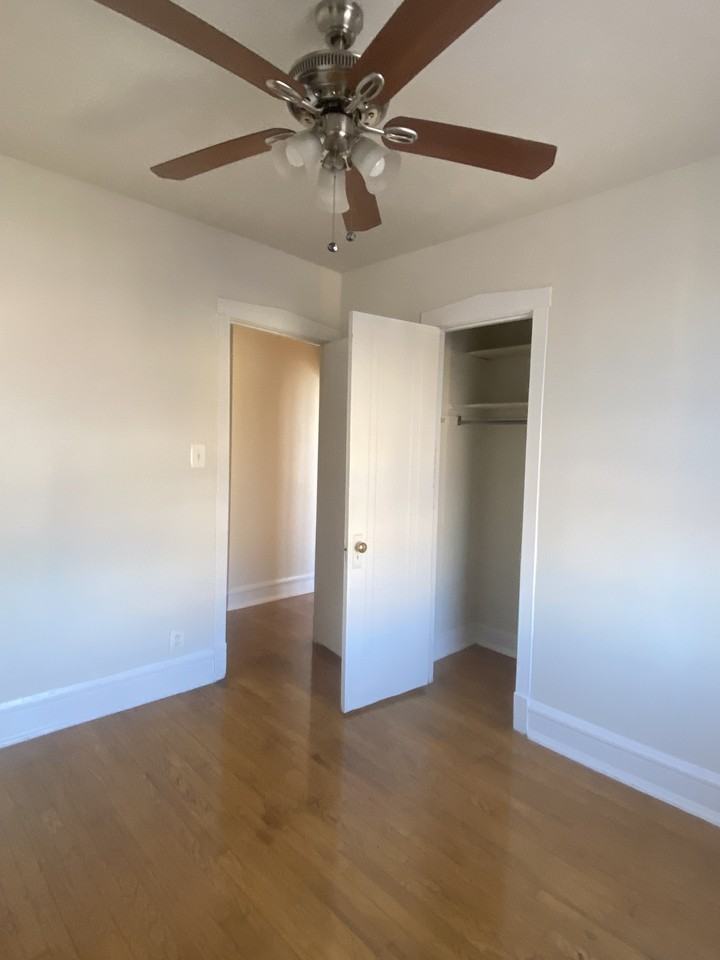 6364 North Hermitage Avenue #6370-2 - Photo 4 of 10