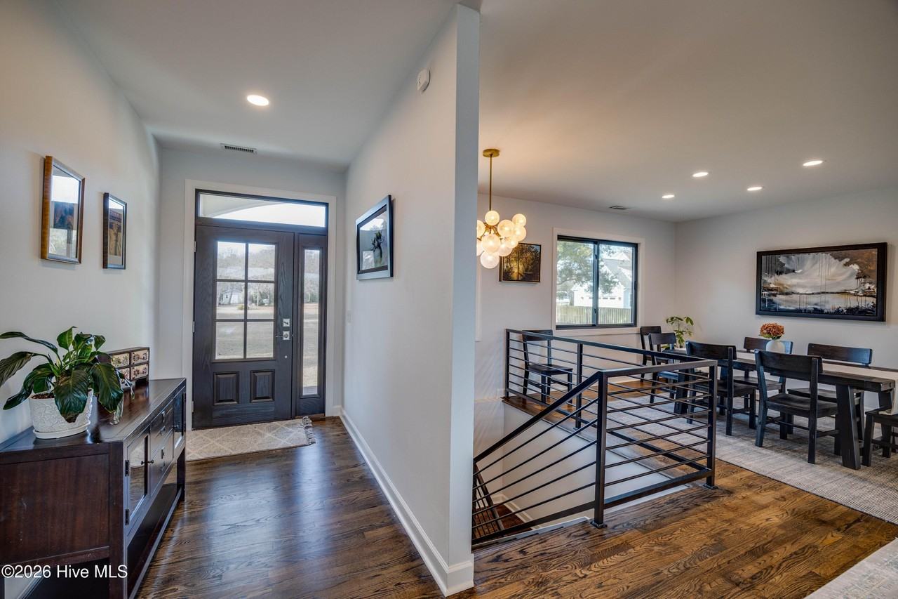 110 Waterway Trl - Photo 2 of 46