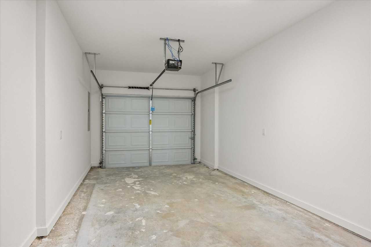 597 Galt Dr #597 - Photo 5 of 25