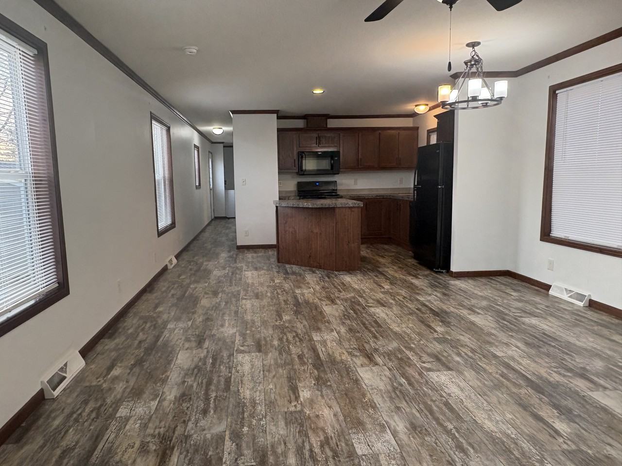 309 Se Spring Park Dr #148 - Photo 3 of 22