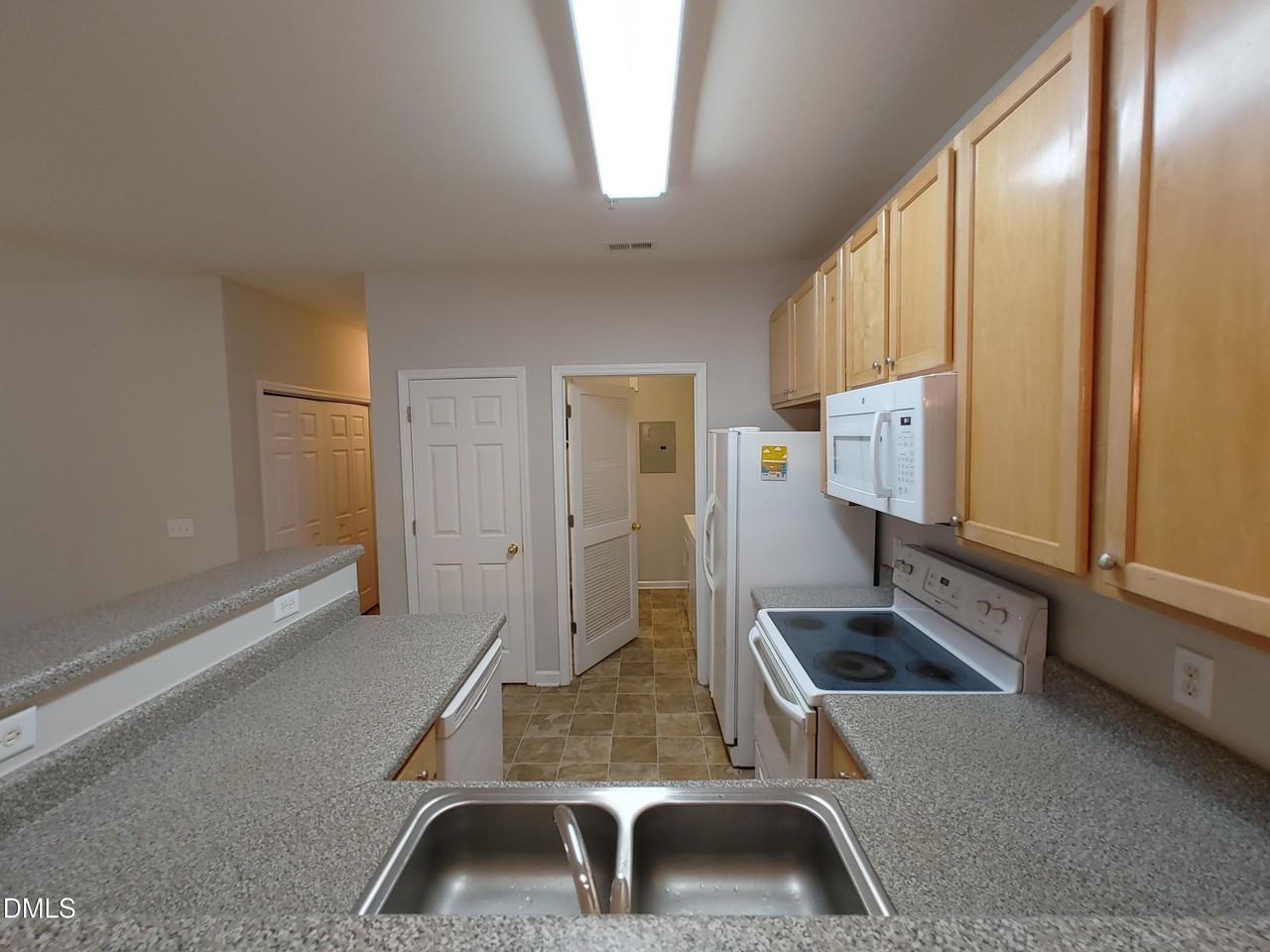 2012 Claret Ln - Photo 7 of 23