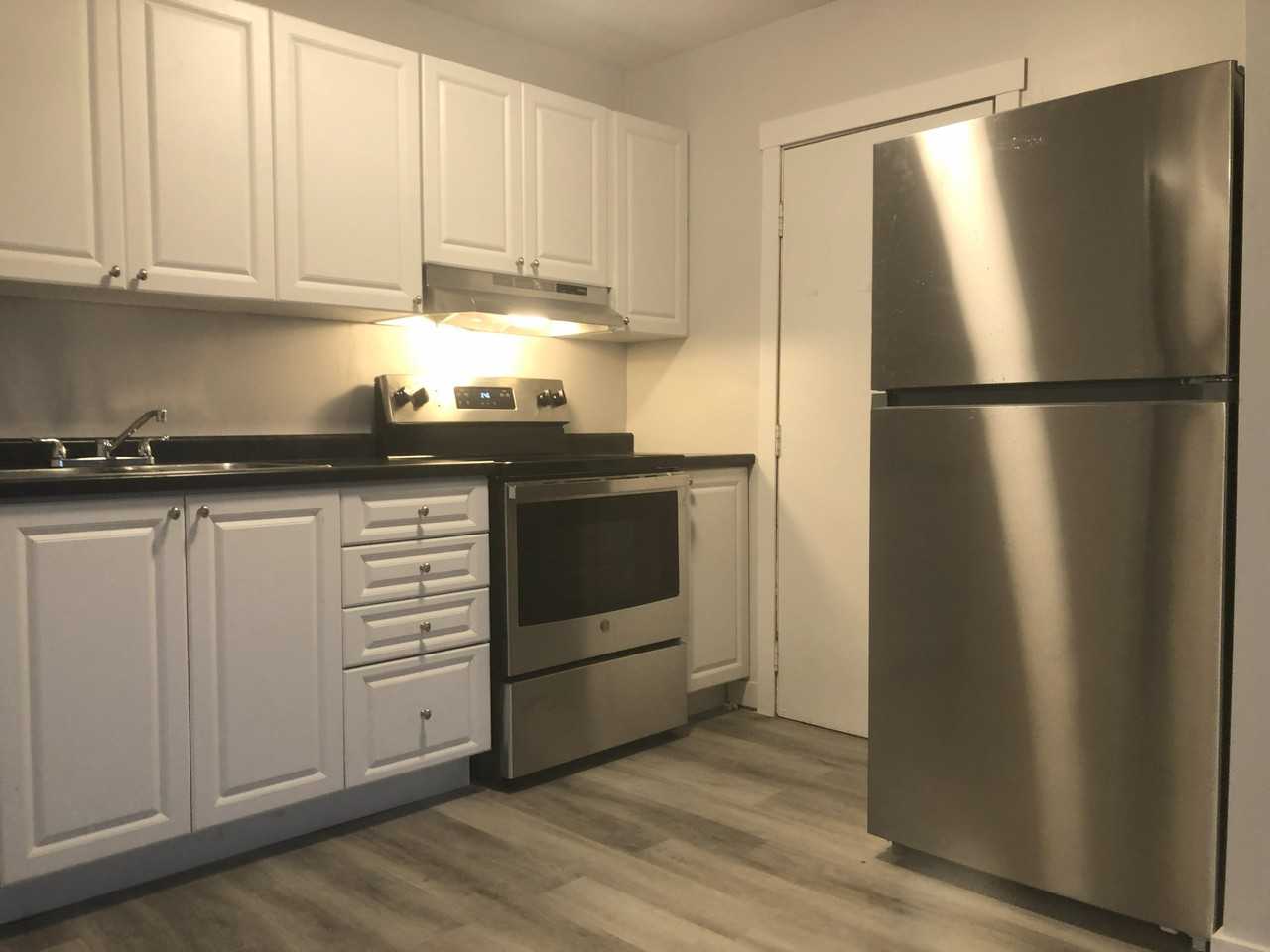 17 Buchanan Street #C - Photo 2 of 10