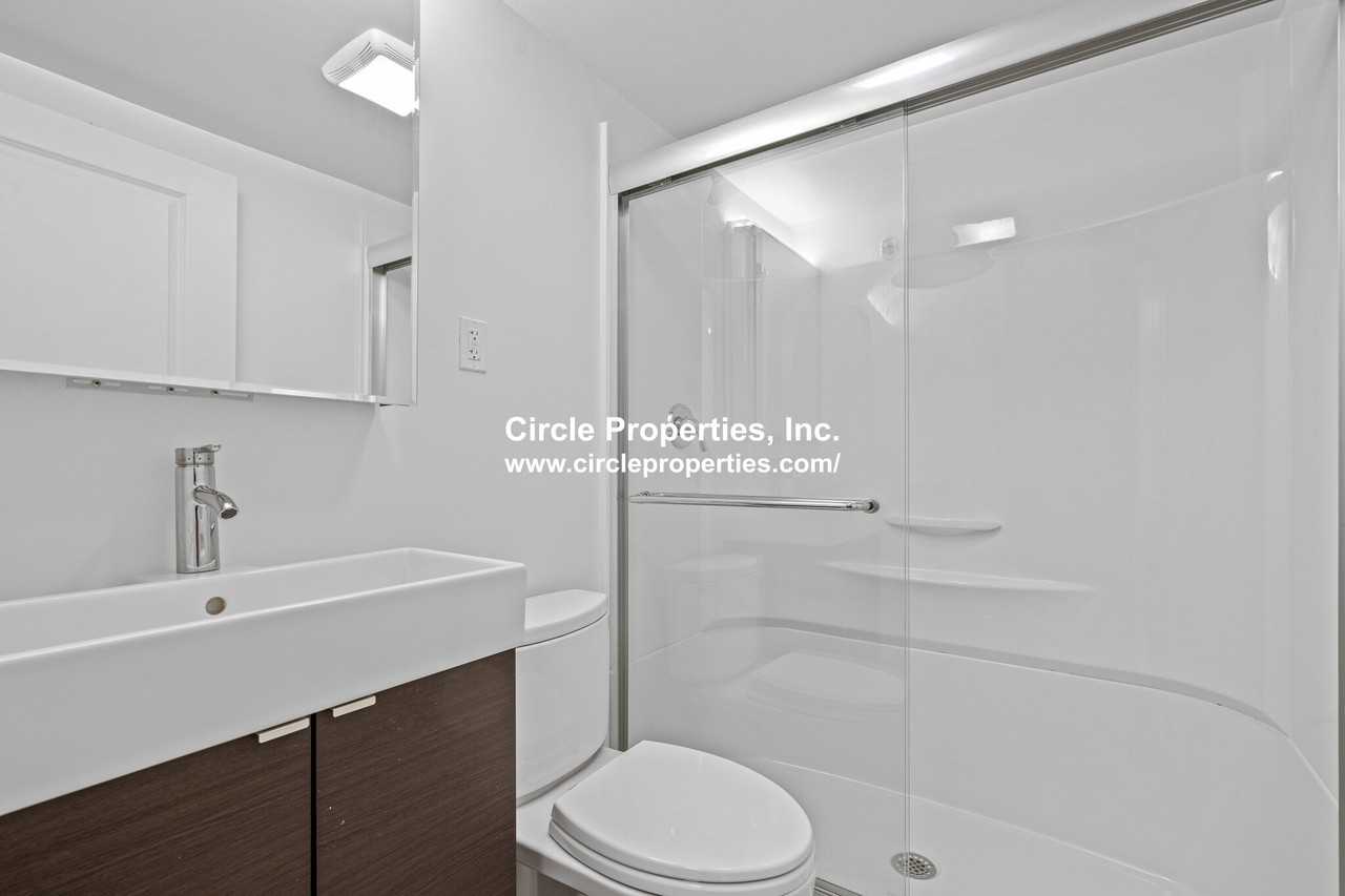 6 Darling St #2 - Photo 3 of 5