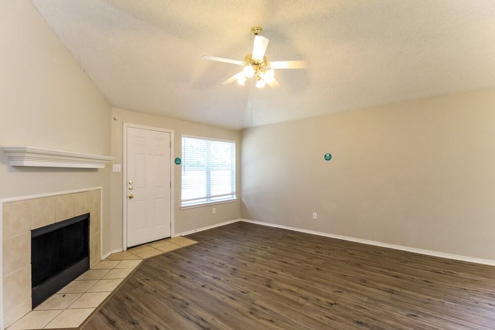 833 Beaver Creek Dr - Photo 5 of 16