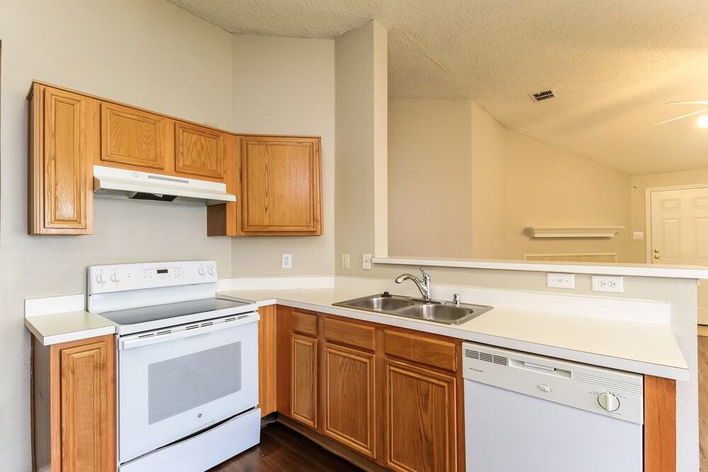 833 Beaver Creek Dr - Photo 7 of 16