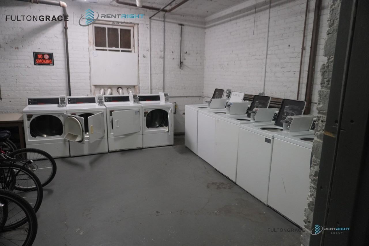 1712 West Albion Avenue #1716-GDN - Photo 5 of 5