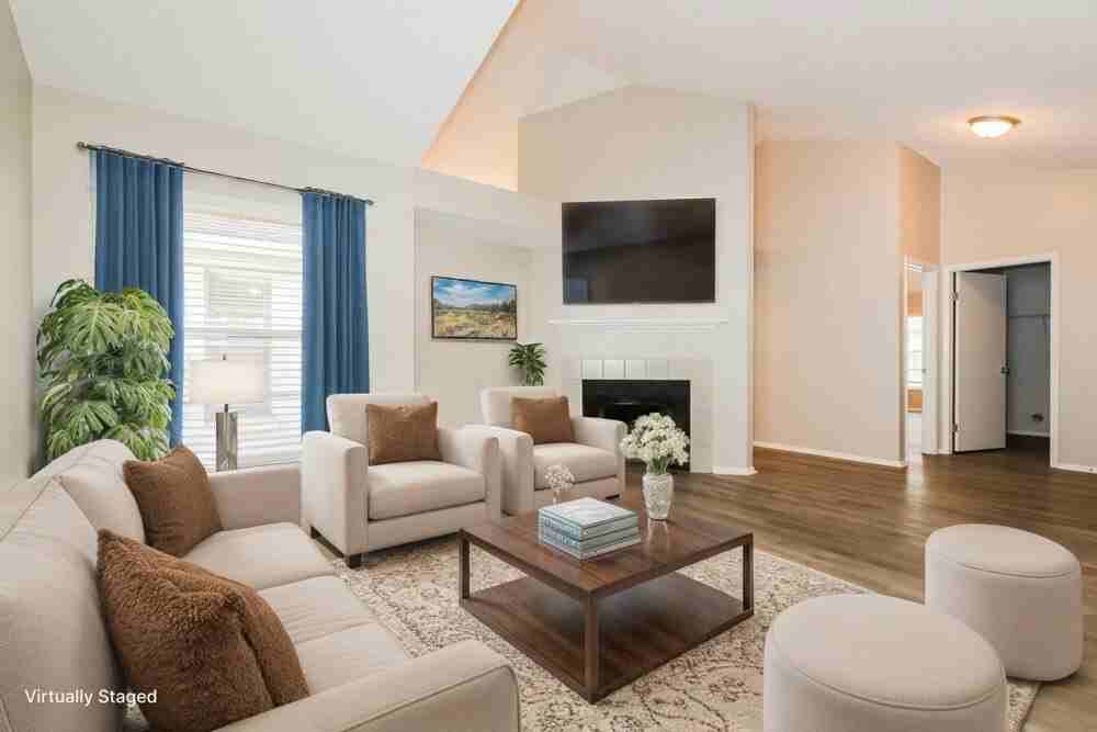 2032 Shadow Pine Dr - Photo 3 of 19