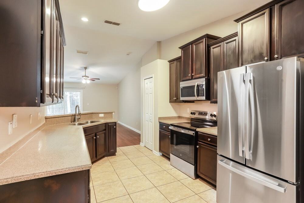 1972 Cherokee Cove Trl - Photo 7 of 16