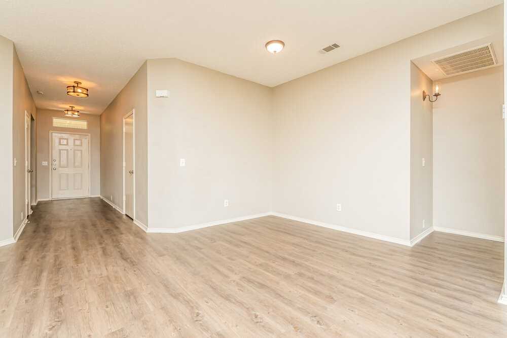 1514 Wavecrest Dr - Photo 5 of 16