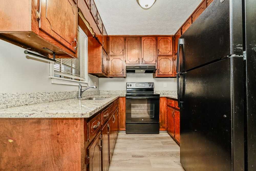 2480 Hwynorth - Photo 5 of 16