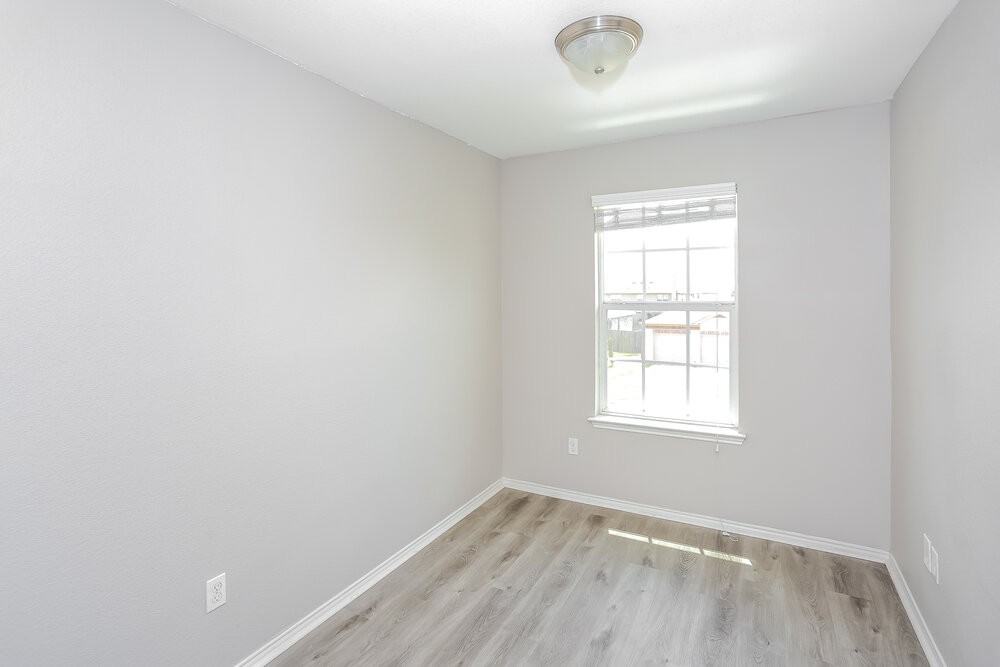 1627 Dream Catcher Way - Photo 6 of 17