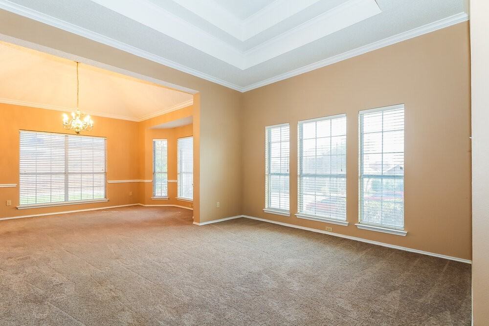 713 Claire View Dr - Photo 2 of 19