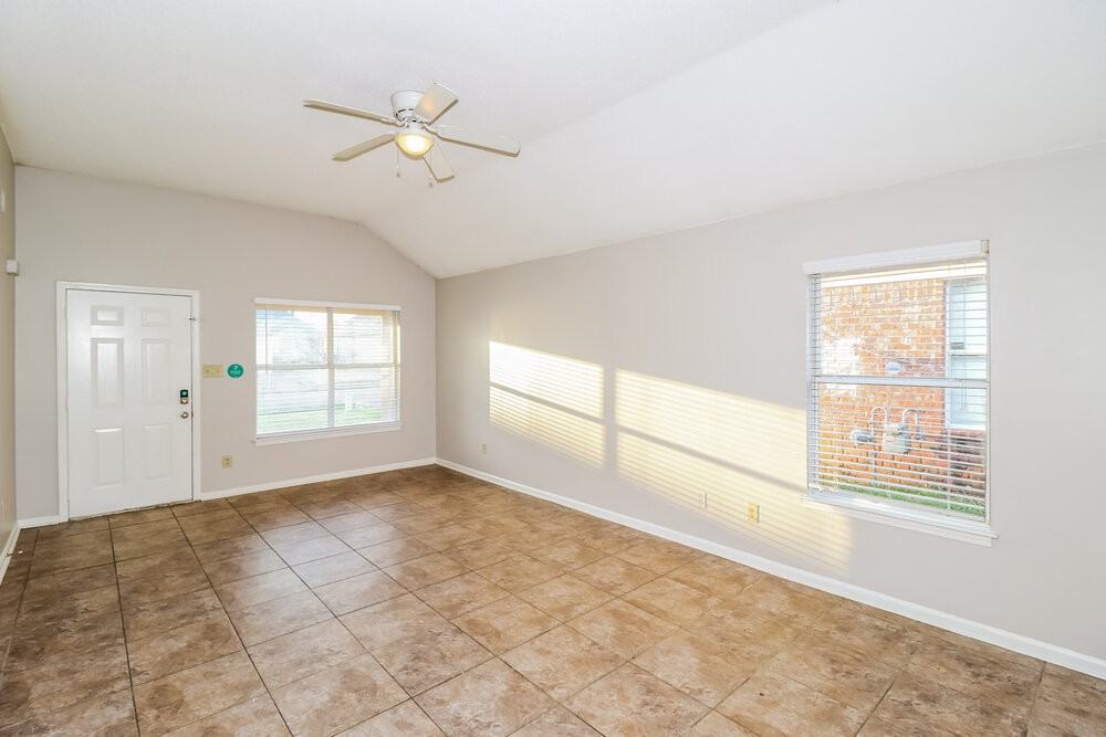 5980 W Wagon Hill Rd - Photo 5 of 19