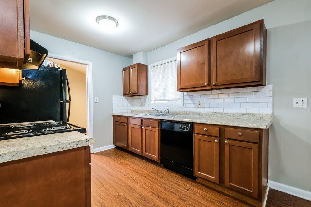 2076 Cherrybrook Dr - Photo 7 of 16