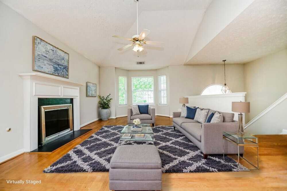 1309 Kent Mnr - Photo 4 of 20