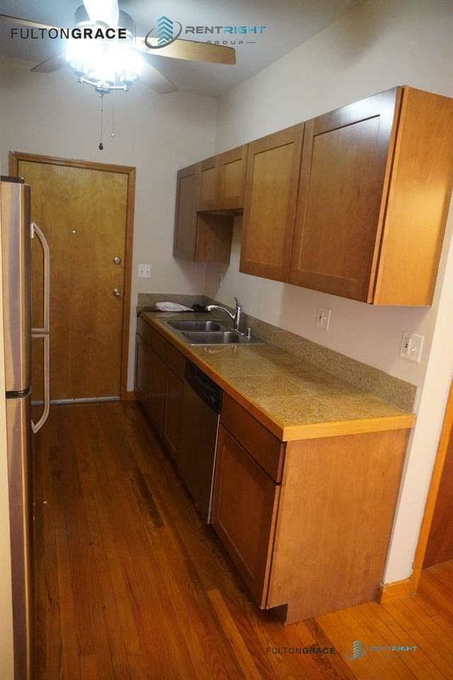 6357 North Lakewood Avenue #GW - Photo 4 of 7