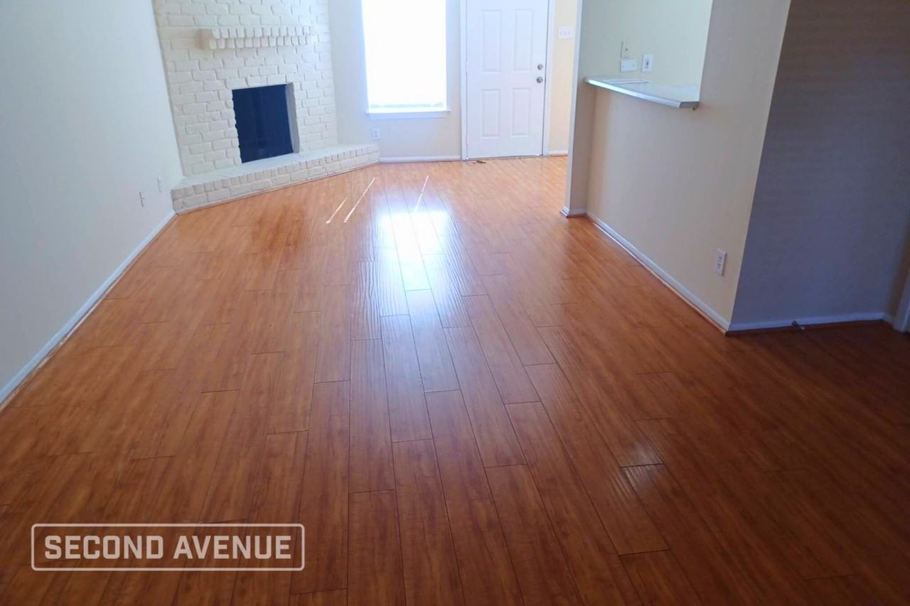 7943 Ellinger Ln - Photo 3 of 14