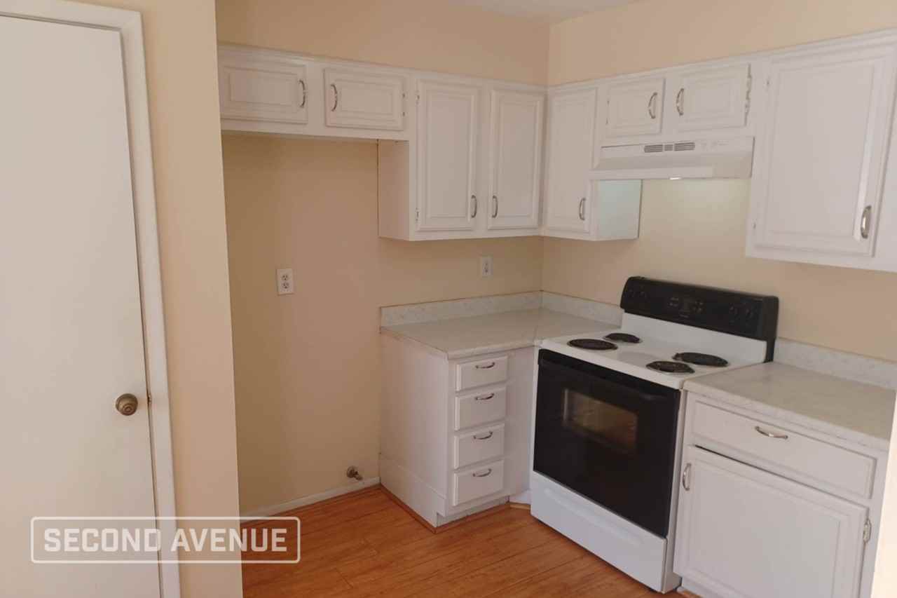 7943 Ellinger Ln - Photo 5 of 14