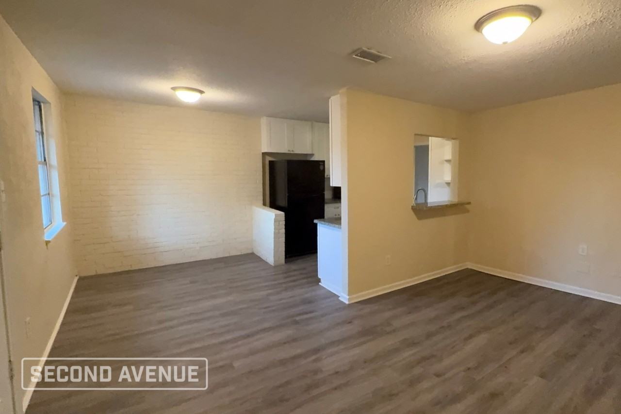 501 Pamela Dr - Photo 2 of 16