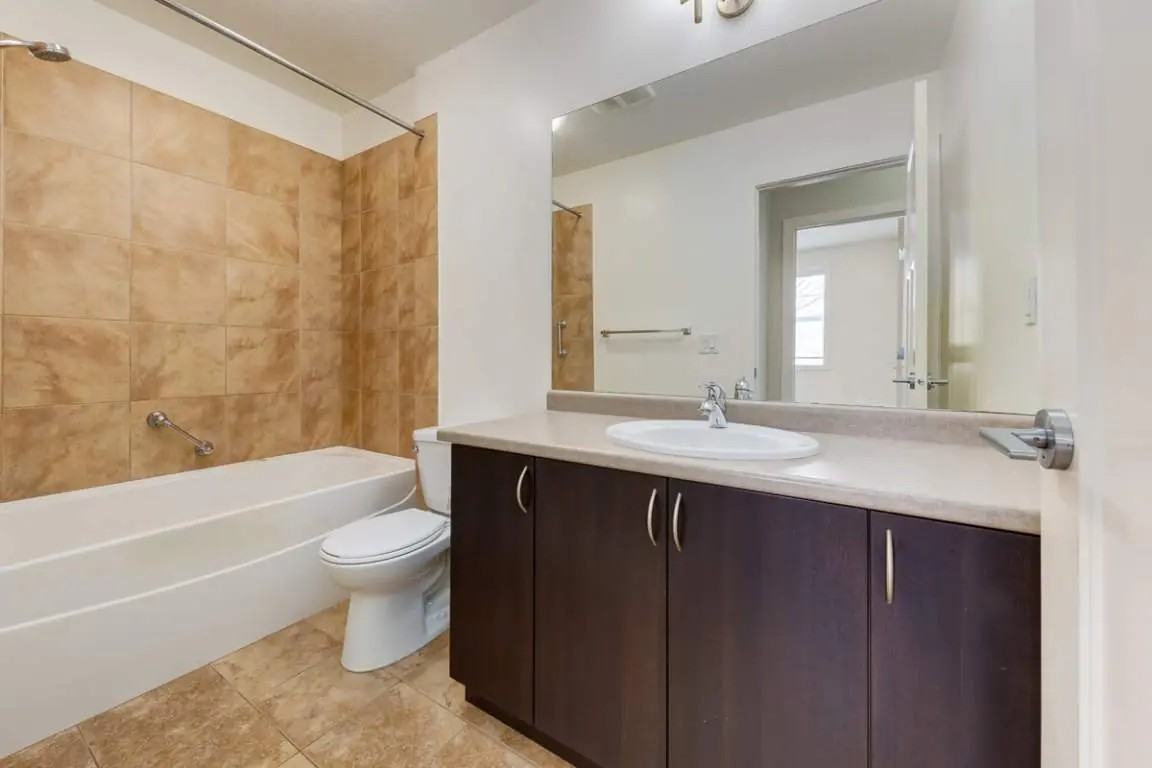 Victoria Gardens - Photo 5 of 8