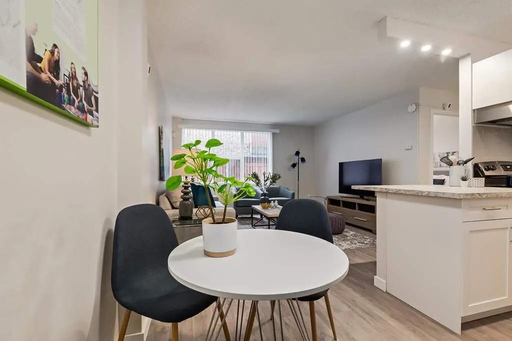 The Winston - Photo 5 of 20