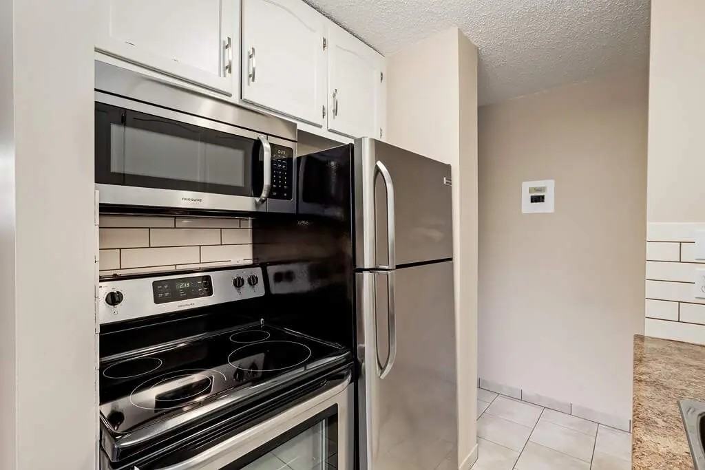 Sunalta Place - Photo 6 of 24