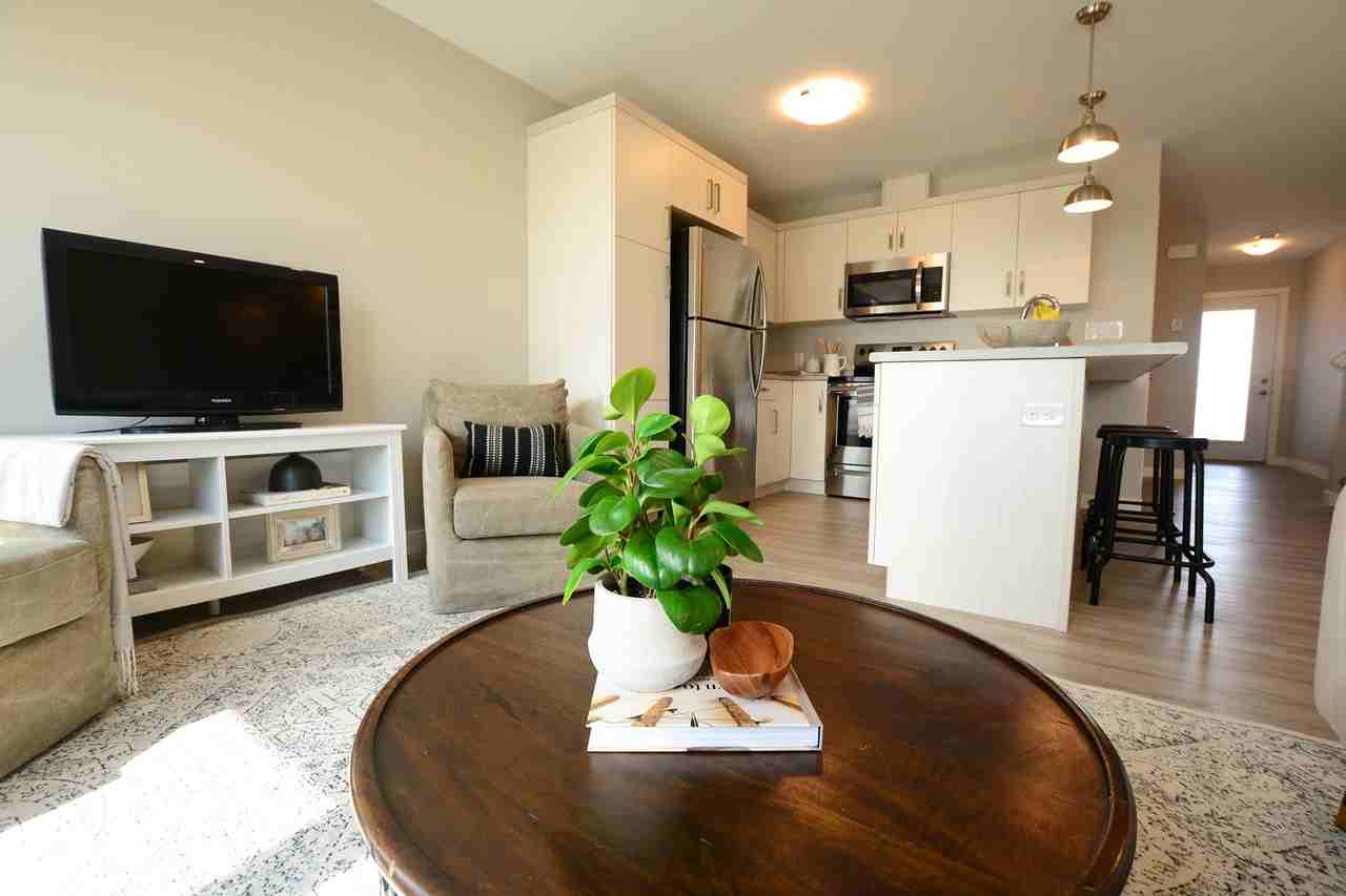 Edgemont Place - Photo 6 of 39