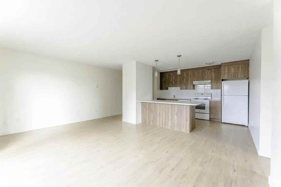 The Wellington - Photo 6 of 42