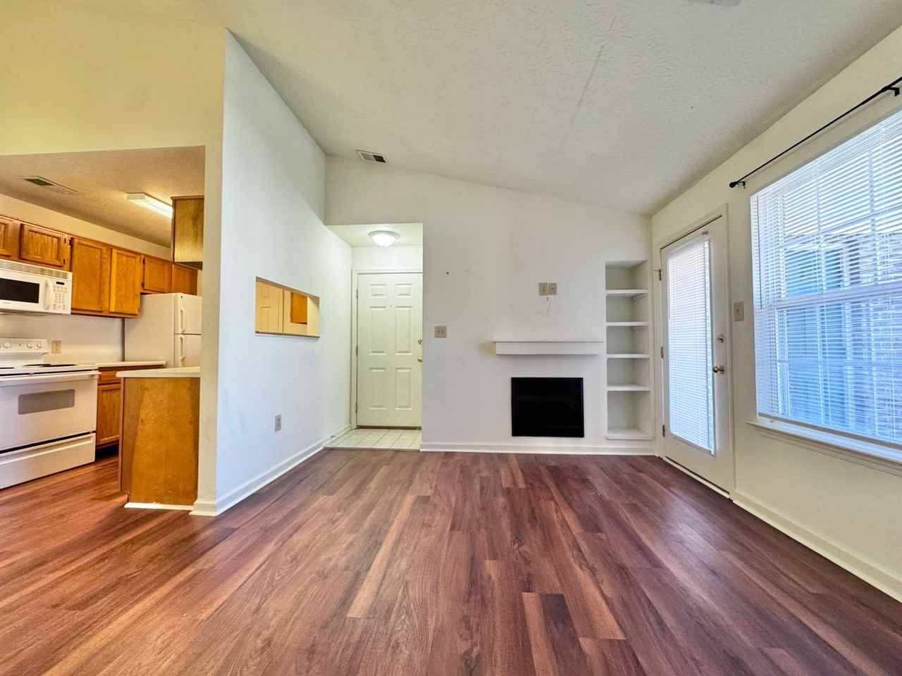 Forest Creek Apartments - Photo 5 of 50