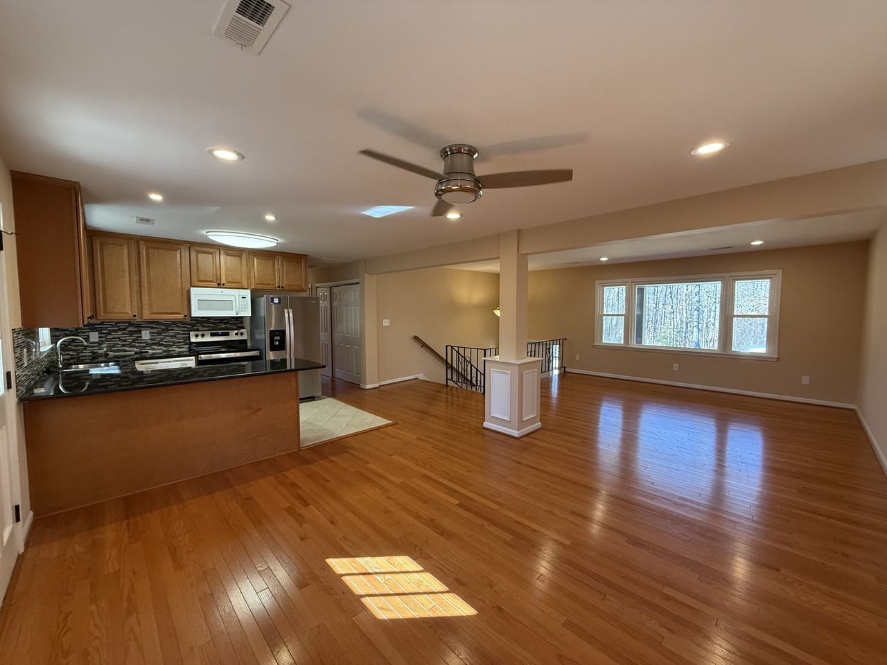 126 Morton Road - Photo 4 of 29