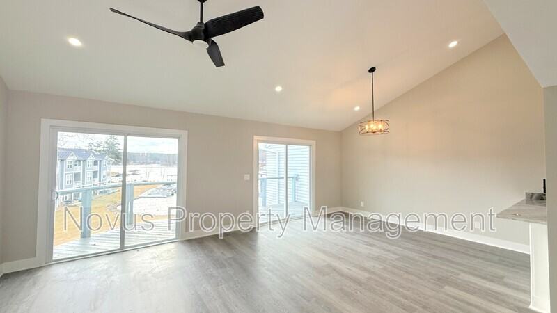 295 Clearview Ct - Photo 4 of 20