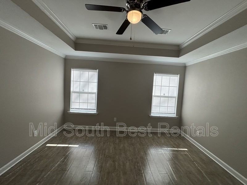 501 Meadowlark St - Photo 5 of 12