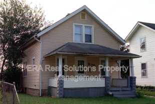 744 S Wayne Ave - Photo 1 of 1