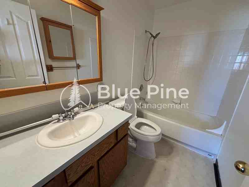 2139 Meppen Dr - Photo 6 of 13