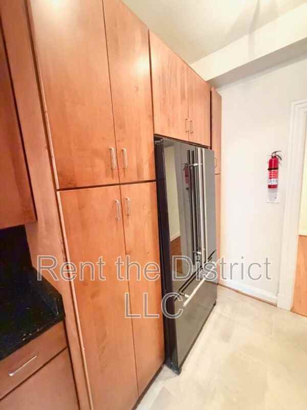 3100 Connecticut Ave Nw #303 - Photo 6 of 18