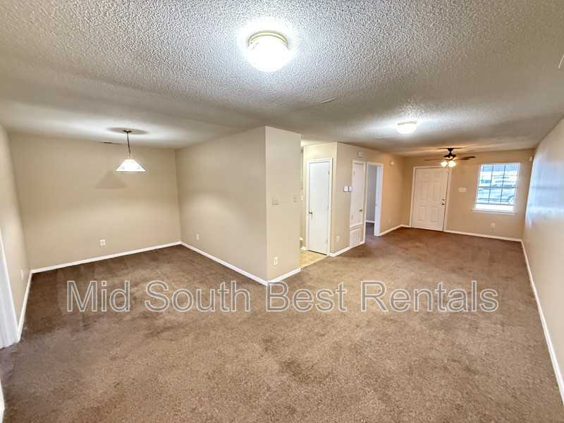 3771 Wyndance Cv - Photo 4 of 11