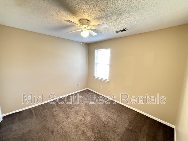 3771 Wyndance Cv - Photo 7 of 11