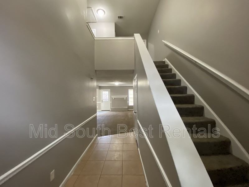 5576 Blossom Ln - Photo 7 of 15