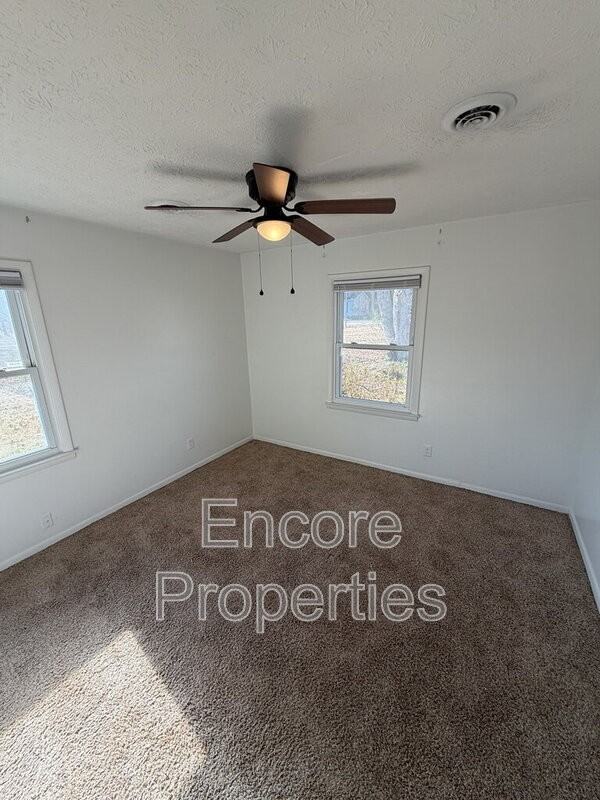 4761 Butler Nursery Rd - Photo 6 of 11