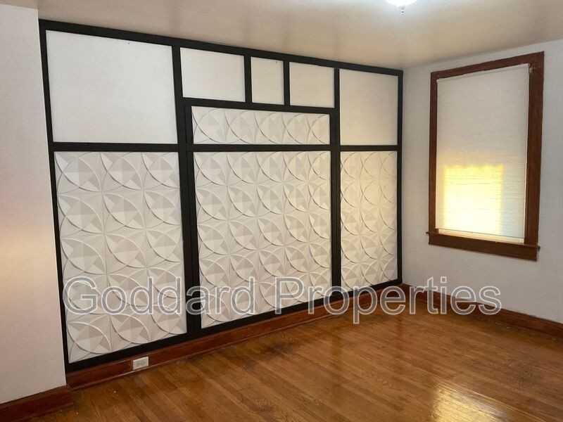 4320 Sheldon Ave - Photo 6 of 19