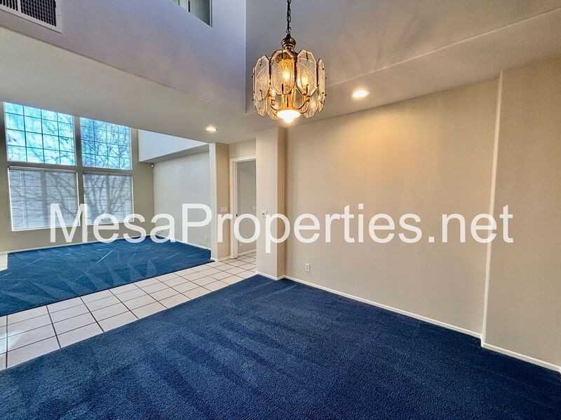 12468 Redrock Ct - Photo 4 of 31