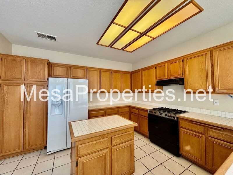 12468 Redrock Ct - Photo 7 of 31