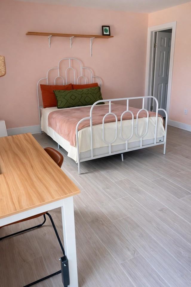 13506 Northeast 24th Place #1 - Photo 4 of 7