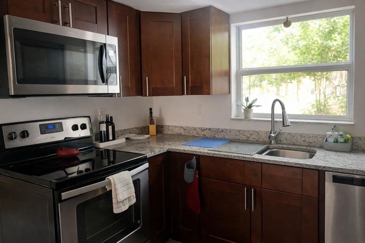 13506 Northeast 24th Place #1 - Photo 5 of 7